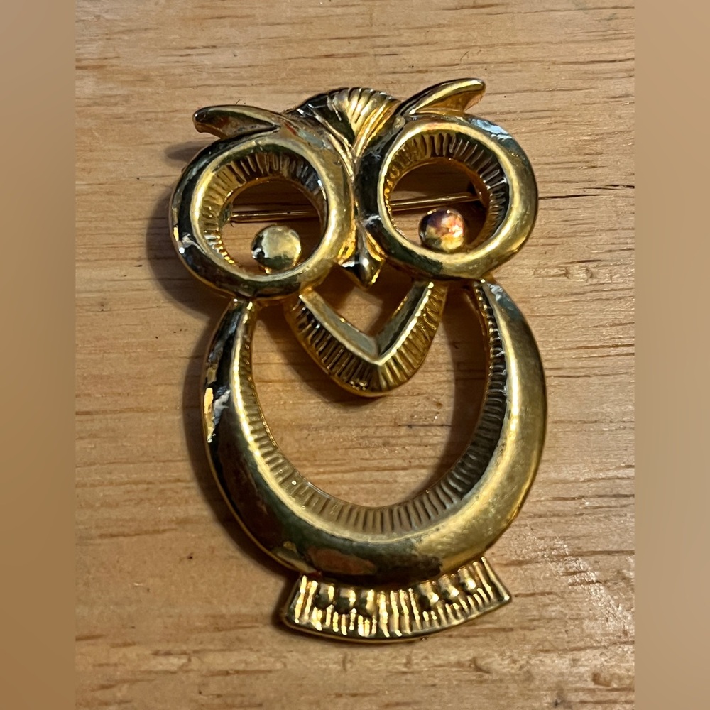 Gold Owl Brooch